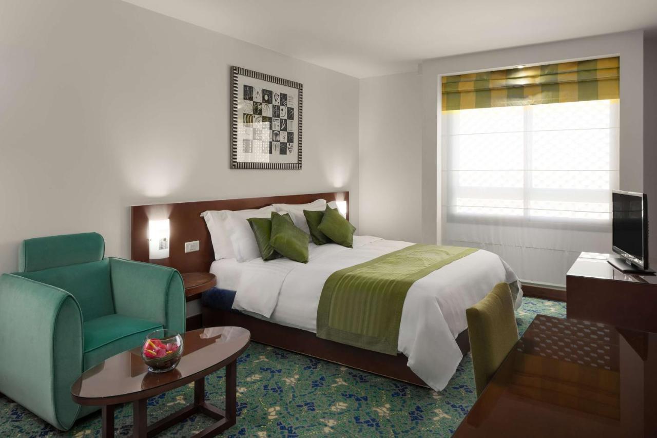Radisson Blu Hotel,