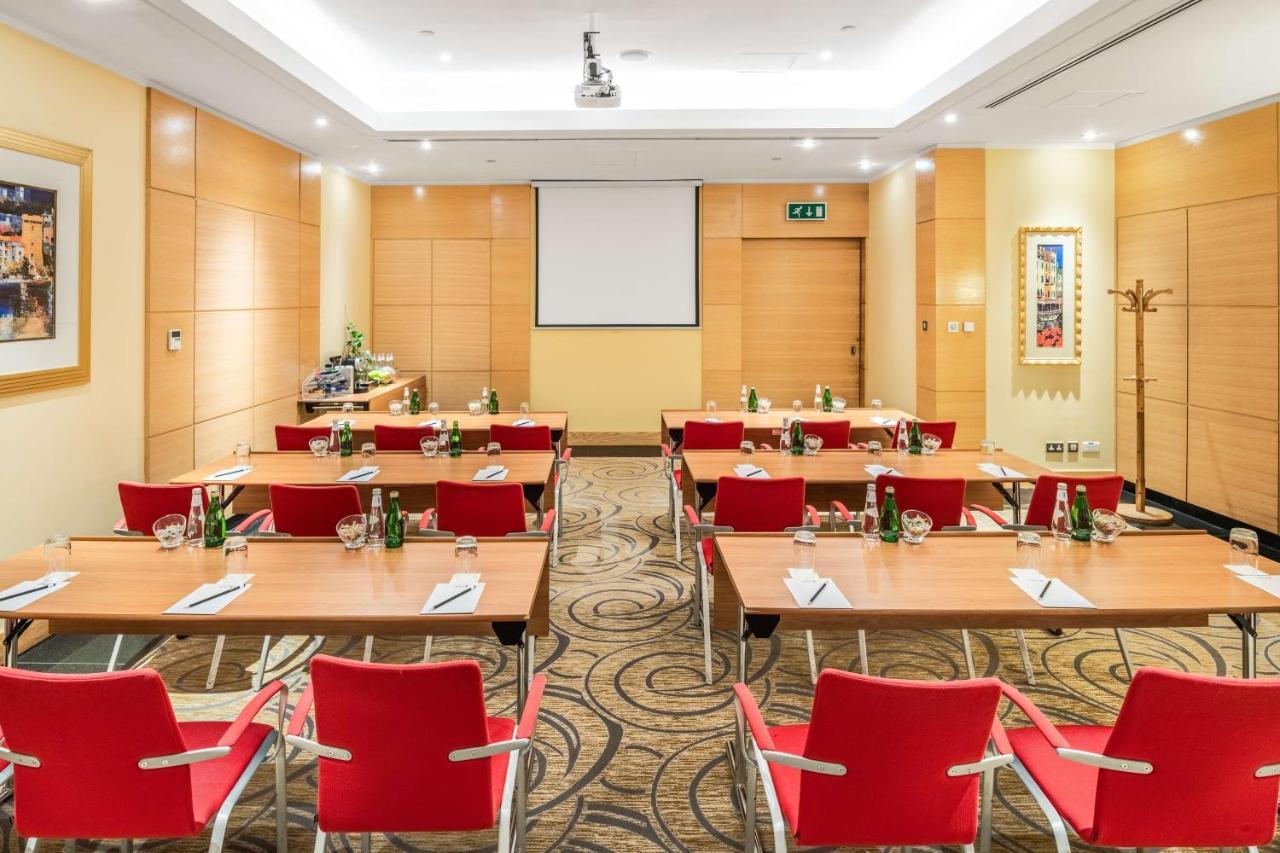 Radisson Blu Hotel, Hotel 5*