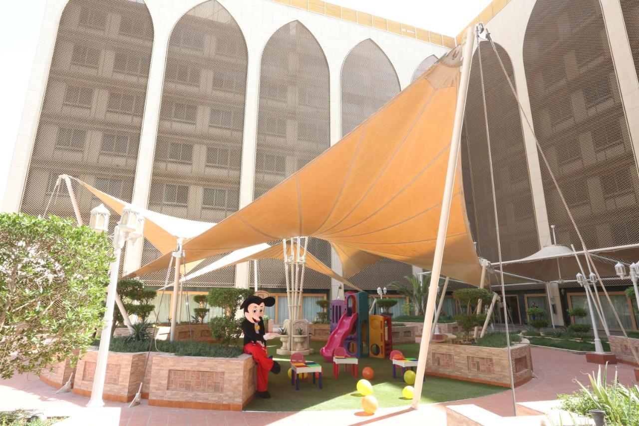 Radisson Blu Hotel, 5* Riyad